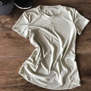 Adidas athletic running top